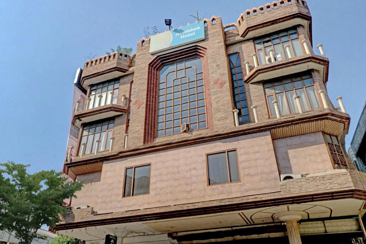 Oyo 74073 Hotel Abhishek Ludhiana Exterior foto